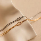 Pulseira Nó Infinito Banhada a Ouro 18k Design Ajustável Elegante